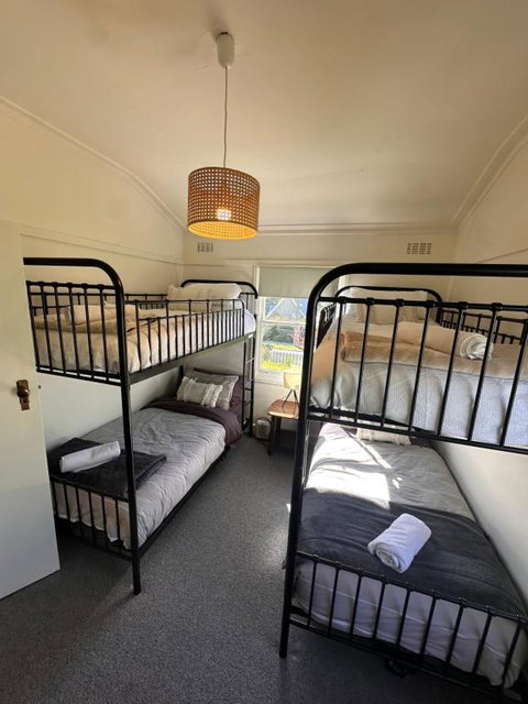 Mount Beauty 3BR Home - Accommodation Tasmania 1