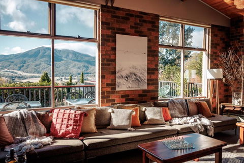 Myee Alpine Retreat - Accommodation Tasmania 0