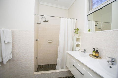 NOR214 - Northstead Coastal Charm - Accommodation Tasmania 3