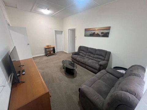 North Parade Accommodation - Accommodation Tasmania 1