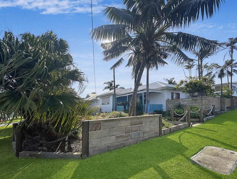 Oasis Coastal Stay - Accommodation Tasmania 3
