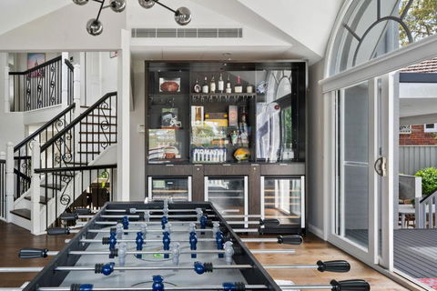 Oatley Escape With Pool Relax In Style & Elegance - Accommodation Tasmania 2