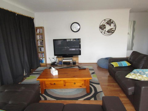 Ocean 17 - Accommodation Tasmania 3