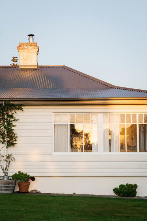 Ocean Beach Front, 3 Capes Cottage. - Accommodation Tasmania 1