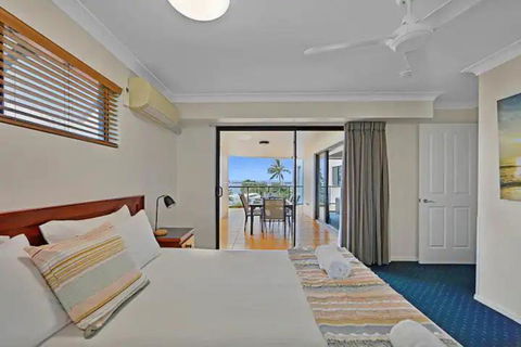 Ocean Breeze @ Coral Sands - Accommodation Tasmania 0