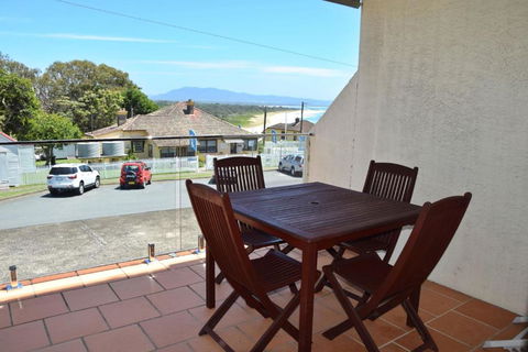 Ocean View 1 - Bring Your Own Linen. - Accommodation Tasmania 2