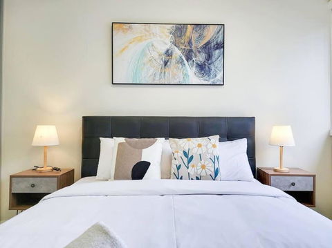 One Bedroom Apartment Walk To Gordon Train Station - Accommodation Tasmania 2