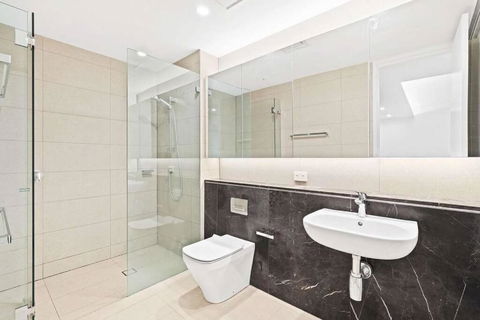 One Bedroom With Roof Top Pool - Accommodation Tasmania 3