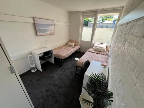 Ozi Village Cardigan - Accommodation Tasmania 1