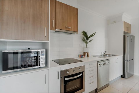 Peaceful 1-Bed Apartment Close To Lonsdale St - Accommodation Tasmania 1