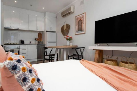 Peach On Sussex North Adelaide - Accommodation Tasmania 2