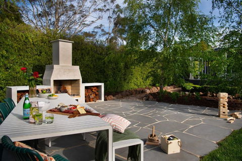 Peahen House - Accommodation Tasmania 1