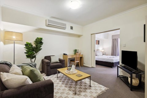 Perth Picture Perfect 1 BDR - Accommodation Tasmania 1
