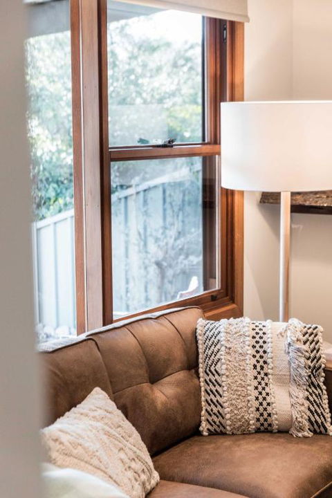Porepunkah Cottage - Accommodation Tasmania 0