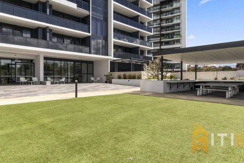 Posh In Phillip - 2bd 2bth Apt - Accommodation Tasmania 2