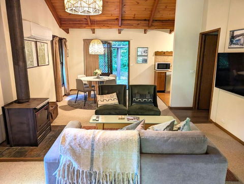Primrose Cottage - Accommodation Tasmania 2