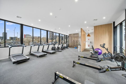 Pristine 2-Bed Apartment With Pool And BBQ - Accommodation Tasmania 3