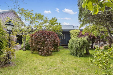 Pristine Mountain Retreat With Expansive Views - Accommodation Tasmania 3
