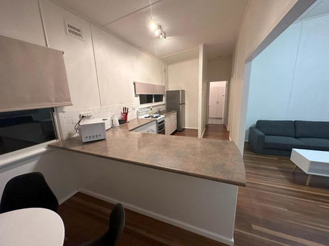 Private 1 Bedroom Apartment With Fenced Yard - Accommodation Tasmania 2