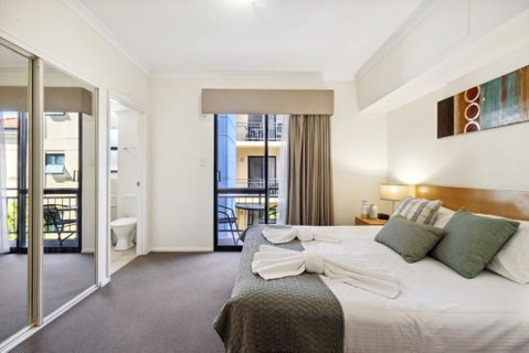 Prized Perth Retreat 1BDR - Accommodation Tasmania 2