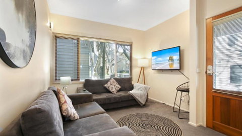 Prosecco - Accommodation Tasmania 1