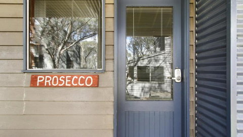 Prosecco - Accommodation Tasmania 0