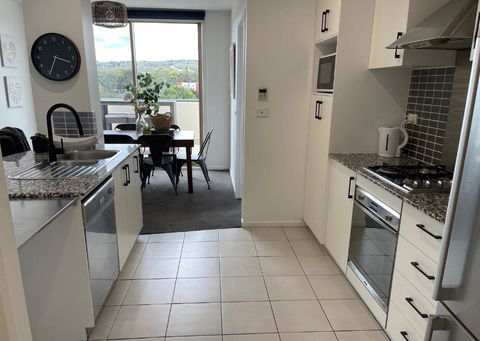 Qbn Cracker: 2BR, 2BA, 2 Secure B/ Ment Car Parks - Accommodation Tasmania 3
