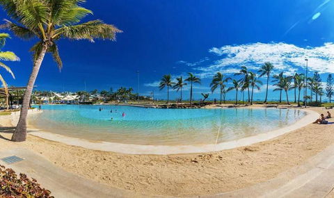 QCWA Cheerful Cottage - Airlie Beach - Accommodation Tasmania 3