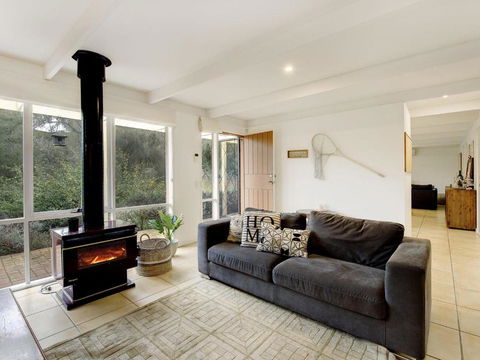 Quarterdeck - Accommodation Tasmania 2