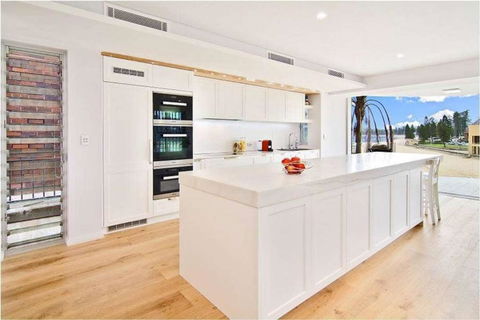 Queenscliff Penthouse - Beachfront - Accommodation Tasmania 1