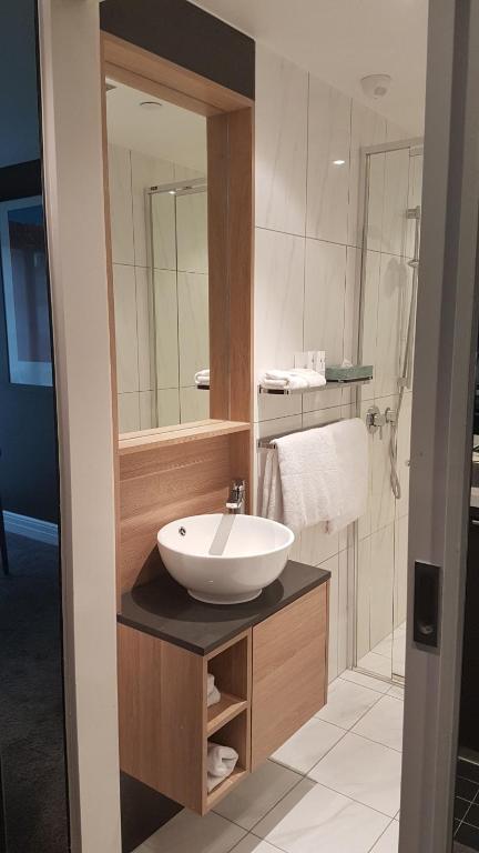 Quest East Melbourne - Accommodation Tasmania 2