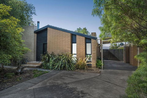 Quiet & Cozy 4 Bedroom Home - Accommodation Tasmania 0