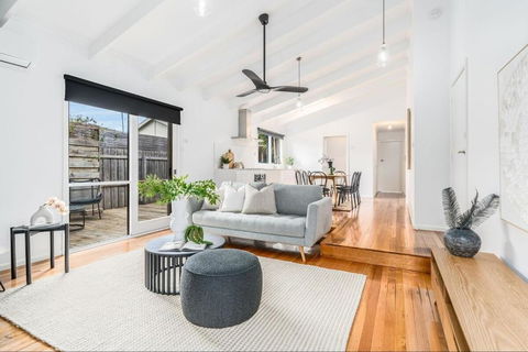 Quiet & Cozy 4 Bedroom Home - Accommodation Tasmania 2