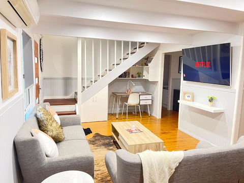 Quiet, Cozy And Calm 3 Bedroom House. - Accommodation Tasmania 0