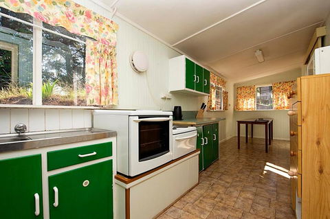 Rainbow Pines Tourist Caravan Park - Accommodation Tasmania 2