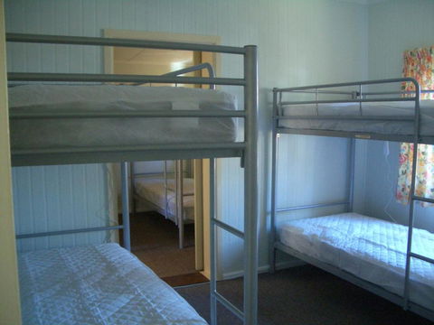 Rainbow Pines Tourist Caravan Park - Accommodation Tasmania 1