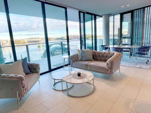 RARE Luxury Waterfront Living - Accommodation Tasmania 0