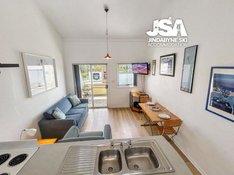 Razorback 3 - Accommodation Tasmania 1