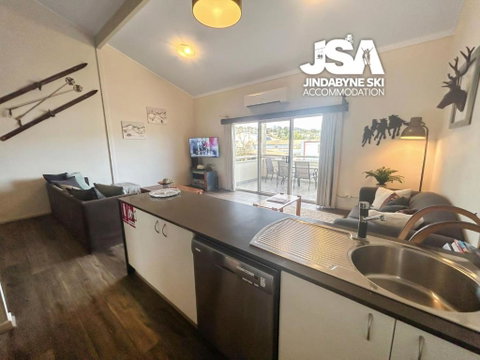 Razorback 6 - Accommodation Tasmania 3