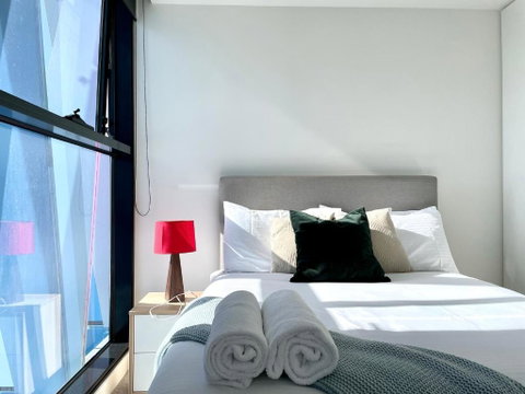 Readyset Apartments On Bouverie - Accommodation Tasmania 1