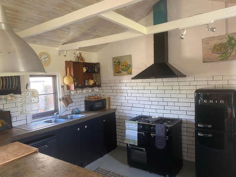 Private Country Escape With Valley Views - Accommodation Tasmania 0