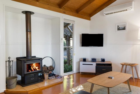 Ravensbourne Escape - Windsong - Accommodation Tasmania 3