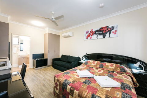 Athena Studio Units - Accommodation Tasmania 1