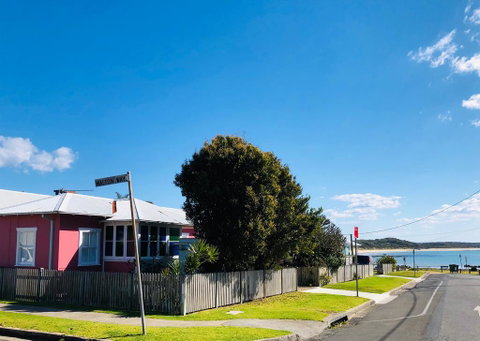 Atlantis @Seafarers Beachfront - Accommodation Tasmania 1