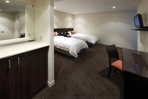 Atlantis Hotel Melbourne - Accommodation Tasmania 1