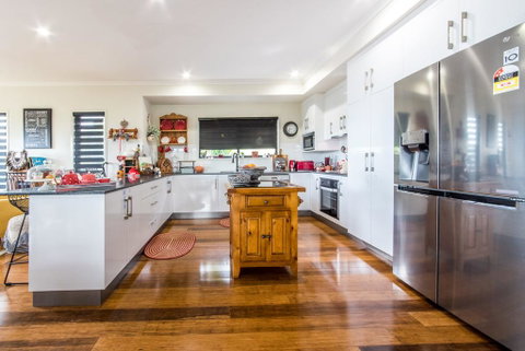 Austinmer - Cannonvale - Accommodation Tasmania 0