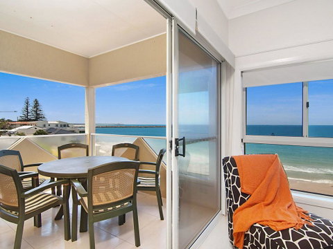 Avalon 3 - Views To Die For - Across The Road From Convent Beach - Accommodation Tasmania 0