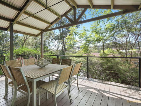 Avoca Beach Living - 84 Avoca Drive, Avoca Beach - Accommodation Tasmania 0