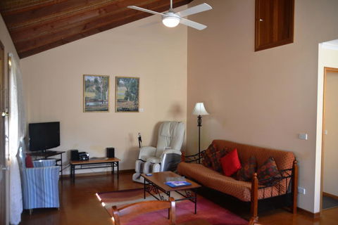 Avoca Cottages VICTORIA - Accommodation Tasmania 1