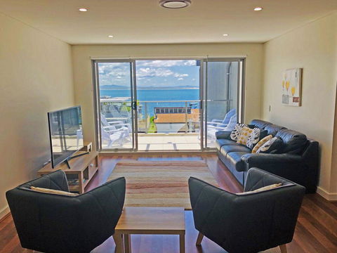 Avra Seabreeze', 503/4-8 Bullecourt Street - Accommodation Tasmania 2
